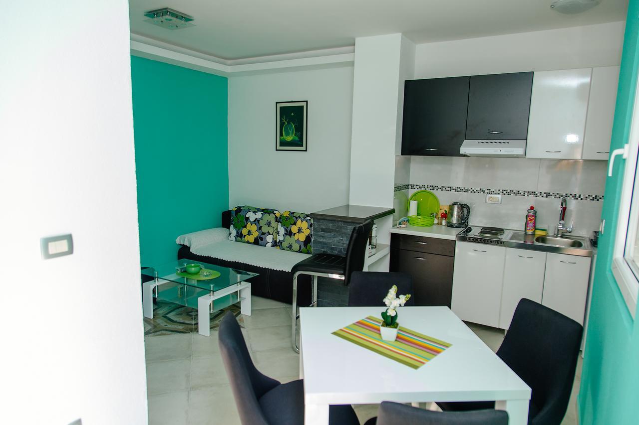 Apartmani Mozaici Risan Exterior foto
