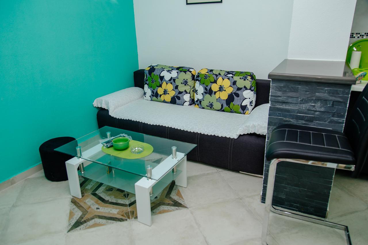 Apartmani Mozaici Risan Exterior foto